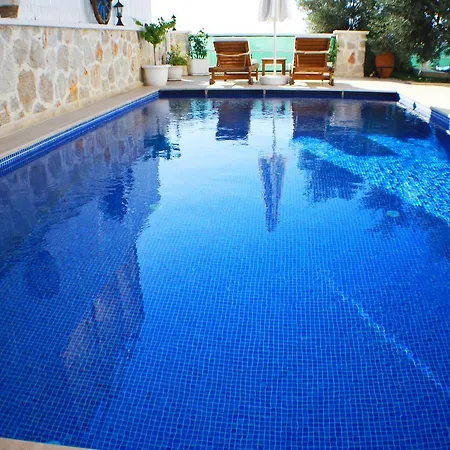 Can * Uzumlu (Mediterranean)